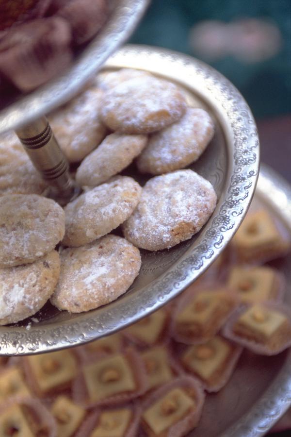 Azzar رياد